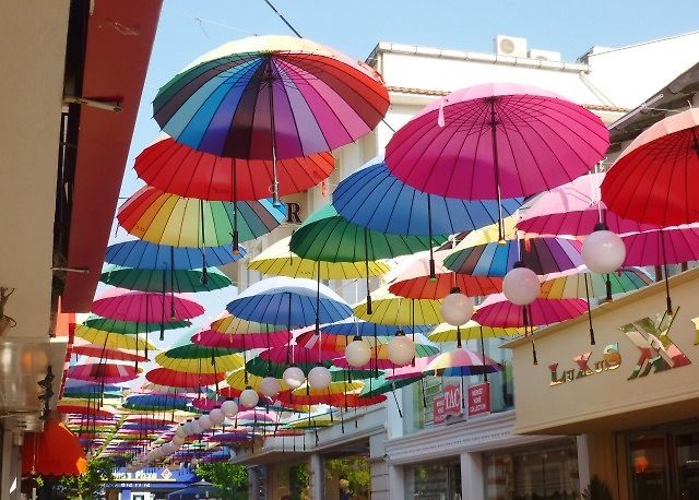 Ege Bölgesi otelleri ve daireleri, Ege Bölgesi'deki tüm konaklama tesisleri
